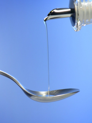 Omega-3-Fettsäuren sind essentiell - istock /caraterdesign